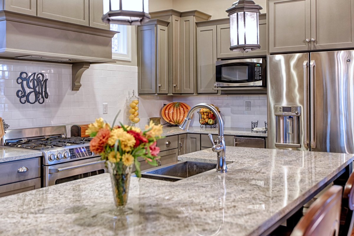 What To Consider When Choosing a New Kitchen Faucet